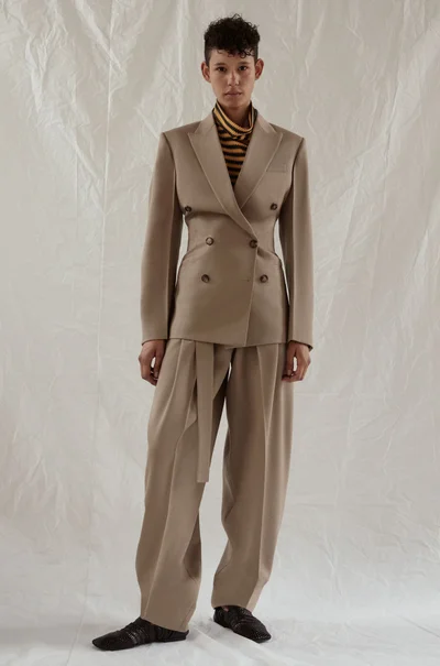 Look 17